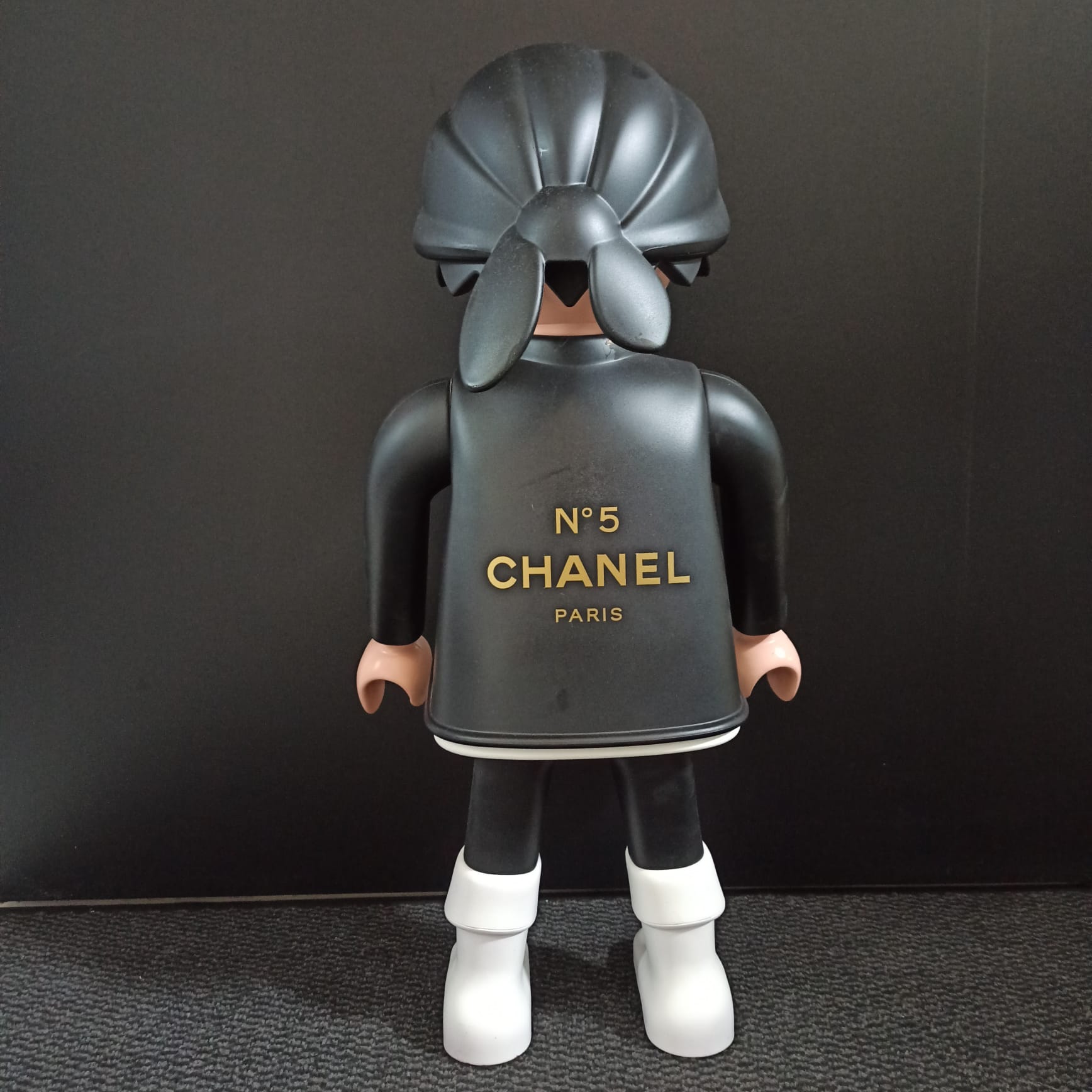 Playmobil inspiré Chanel black and white – Image 3