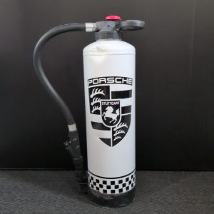 Extincteur blanc inspiré Porsche